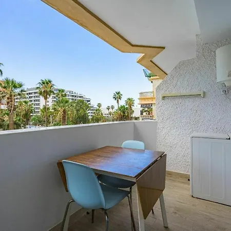 Americas - 1 Bedroom - Flayla-h דירה